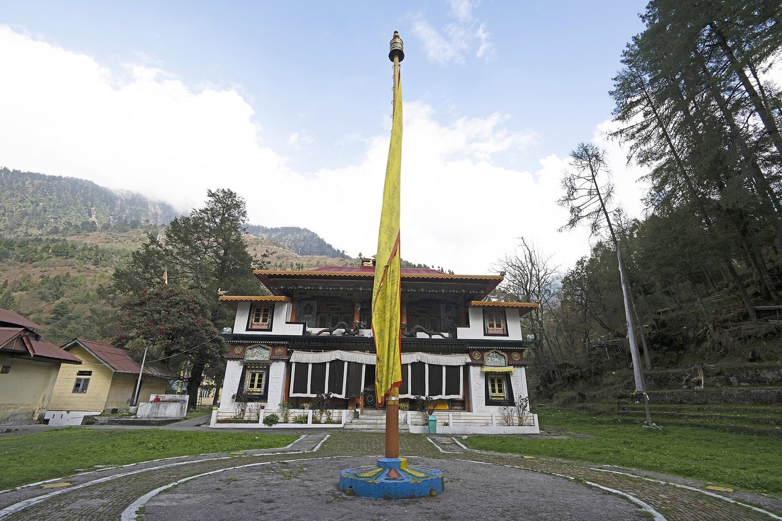 Sikkim Honeymoon with Ravangla & Free Meals in Lachen Lachung
